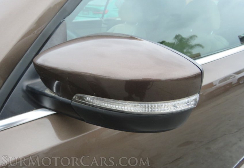 2013 Volkswagen Beetle Convertible - Image 20