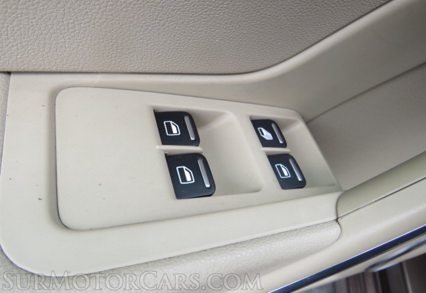 2013 Volkswagen Beetle Convertible - Image 42