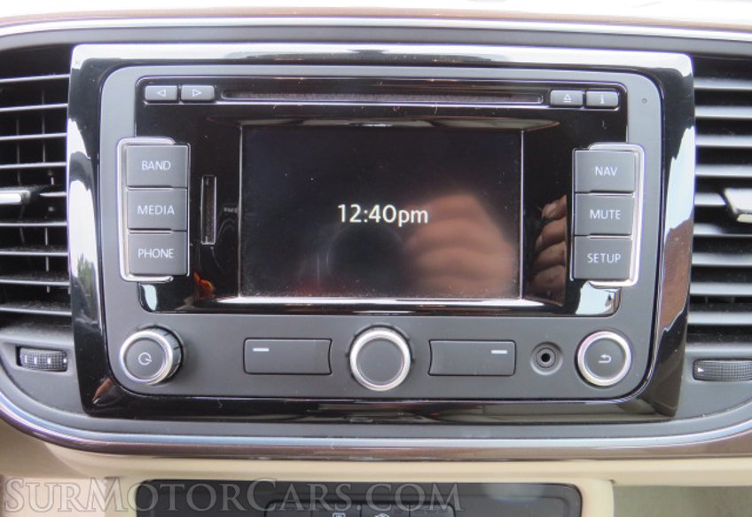 2013 Volkswagen Beetle Convertible - Image 36