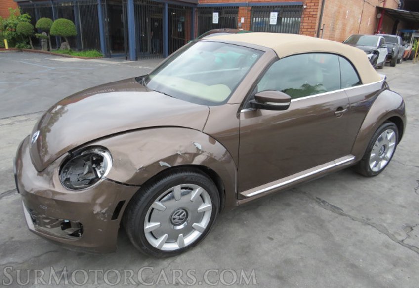 2013 Volkswagen Beetle Convertible - Image 2