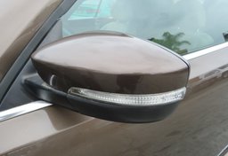 2013 Volkswagen Beetle Convertible - Image 20