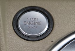 2013 Volkswagen Beetle Convertible - Image 37