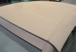 2013 Volkswagen Beetle Convertible - Image 19