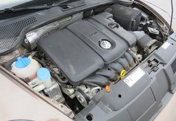 2013 Volkswagen Beetle Convertible - Image 46