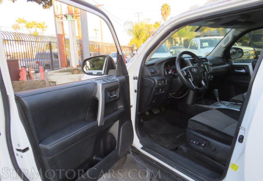 2018 Toyota 4Runner - Image 19