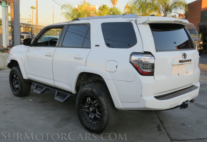 2018 Toyota 4Runner - Image 9