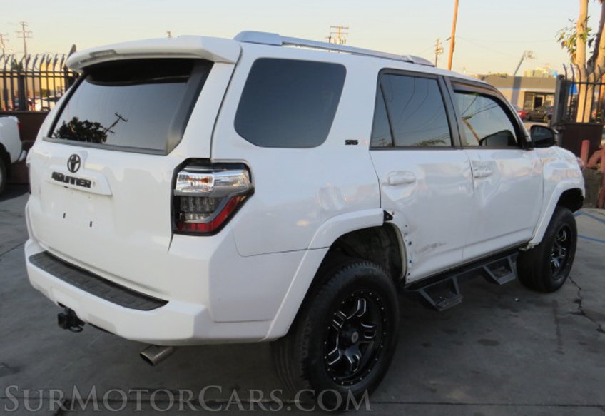 2018 Toyota 4Runner - Image 10