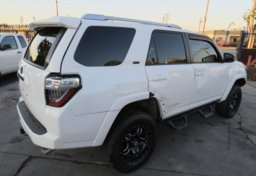 2018 Toyota 4Runner - Image 8