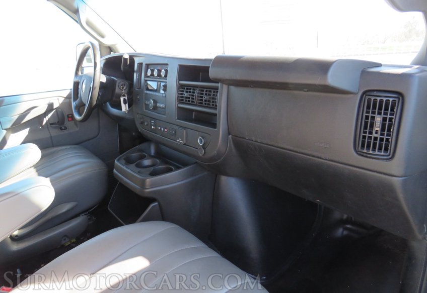 2020 Chevrolet Express Cargo Van - Image 31
