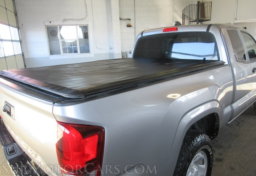 2020 Toyota Tacoma - Image 15