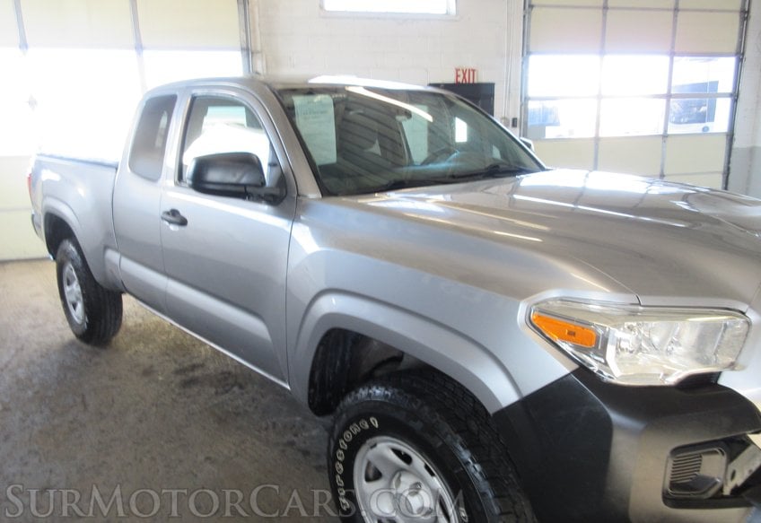 2020 Toyota Tacoma - Image 13