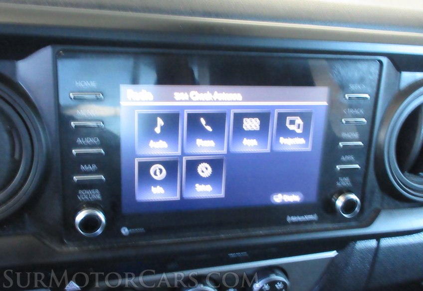 2020 Toyota Tacoma - Image 35