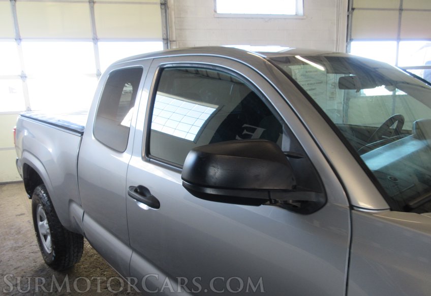 2020 Toyota Tacoma - Image 14