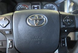 2020 Toyota Tacoma - Image 33