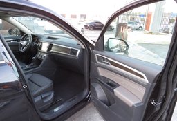 2021 Volkswagen Atlas - Image 20