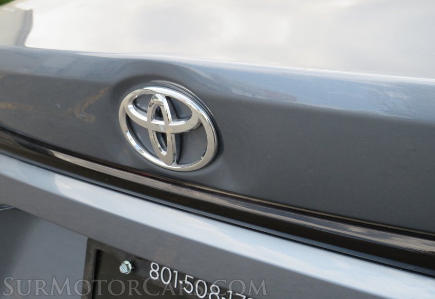 2020 Toyota Corolla - Image 21