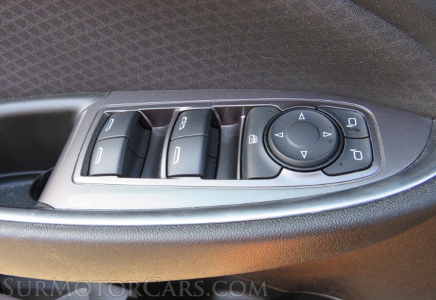 2019 Chevrolet Malibu - Image 44
