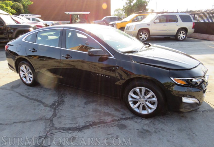 2019 Chevrolet Malibu - Image 2