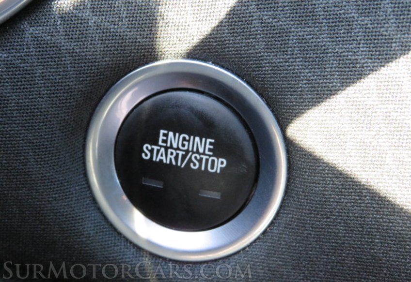 2019 Chevrolet Malibu - Image 38