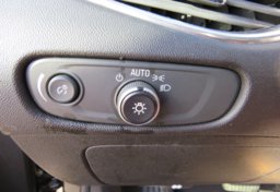 2019 Chevrolet Malibu - Image 43