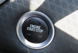 2019 Chevrolet Malibu - Image 38