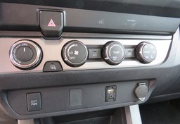 2019 Toyota Tacoma 4WD - Image 32