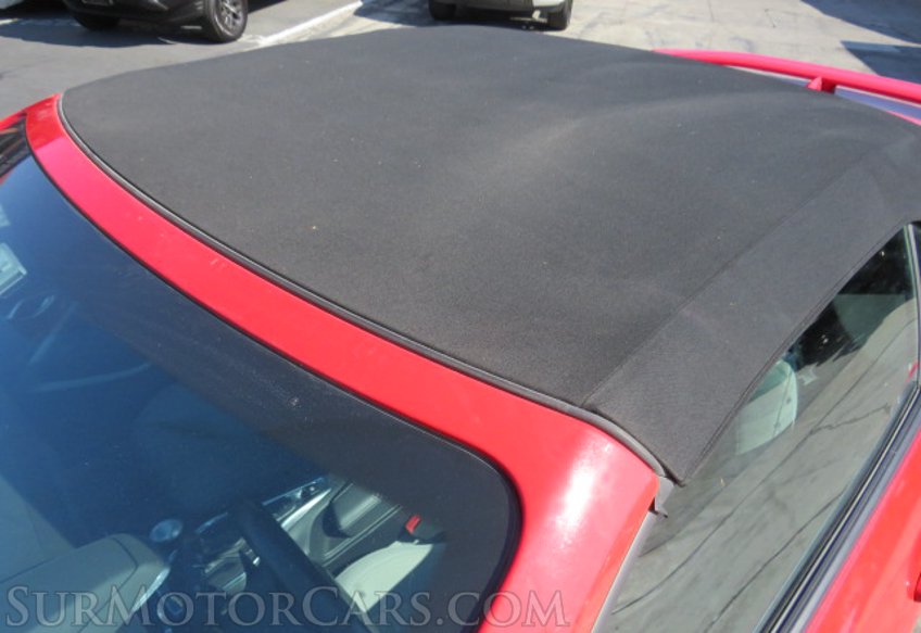 2020 Chevrolet Camaro - Image 15