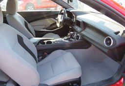 2020 Chevrolet Camaro - Image 27