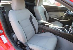 2020 Chevrolet Camaro - Image 25