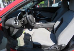 2020 Chevrolet Camaro - Image 26