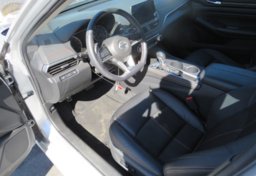 2021 Nissan Altima - Image 27