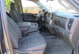 2019 Chevrolet Silverado 1500 - Image 29