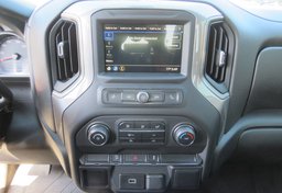 2019 Chevrolet Silverado 1500 - Image 38