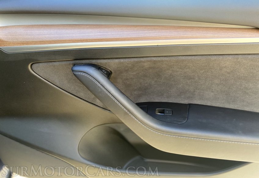 2022 Tesla Model 3 - Image 29