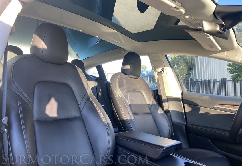 2022 Tesla Model 3 - Image 31