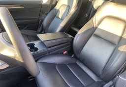 2022 Tesla Model 3 - Image 19