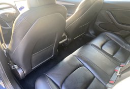 2022 Tesla Model 3 - Image 21