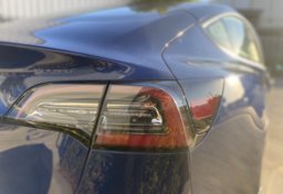 2022 Tesla Model 3 - Image 6