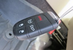 2018 Dodge Durango - Image 43