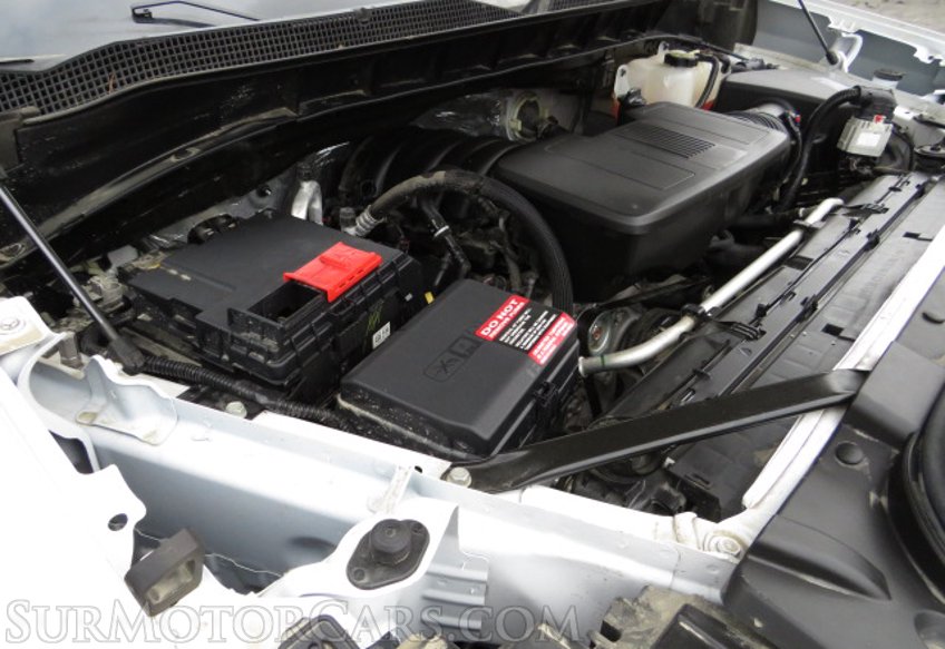 2019 Chevrolet Silverado 1500 - Image 38