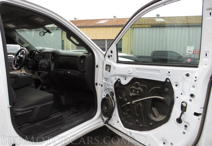 2019 Chevrolet Silverado 1500 - Image 17