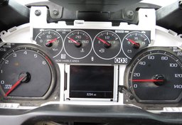 2019 Chevrolet Silverado 1500 - Image 23