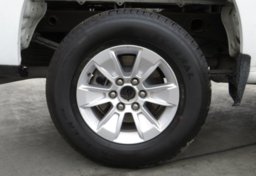 2019 Chevrolet Silverado 1500 - Image 16