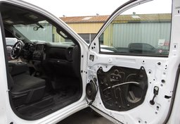 2019 Chevrolet Silverado 1500 - Image 17