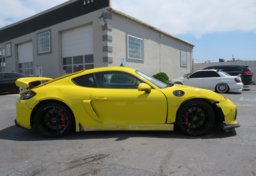 2016 Porsche Cayman - Image 10