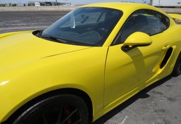 2016 Porsche Cayman - Image 12