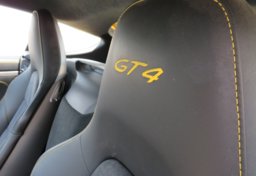 2016 Porsche Cayman - Image 25