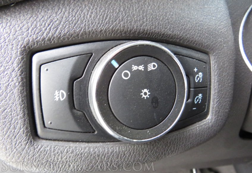 2017 Ford Transit Connect Van - Image 39