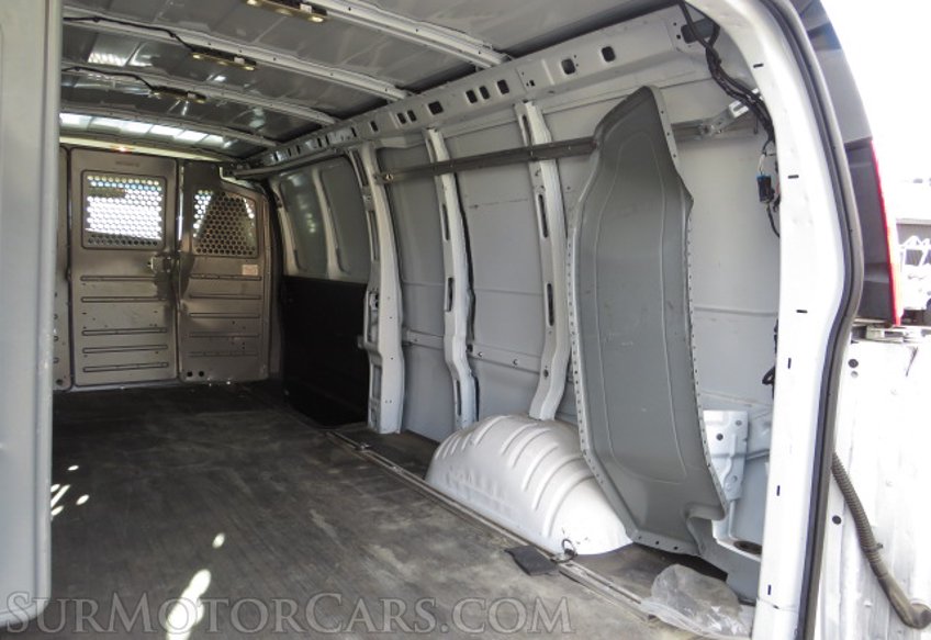 2019 Chevrolet Express Cargo Van - Image 20