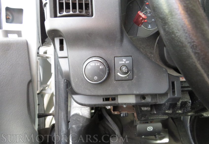 2019 Chevrolet Express Cargo Van - Image 31